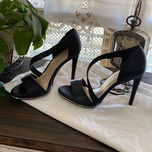 Womens Kenneth Cole heal 4 inch black